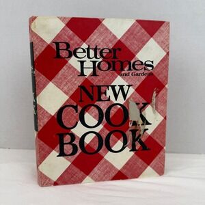 Better Homes and Gardens New Cook Book Vintage Red Gingham 5 Ring Binder 1970s
